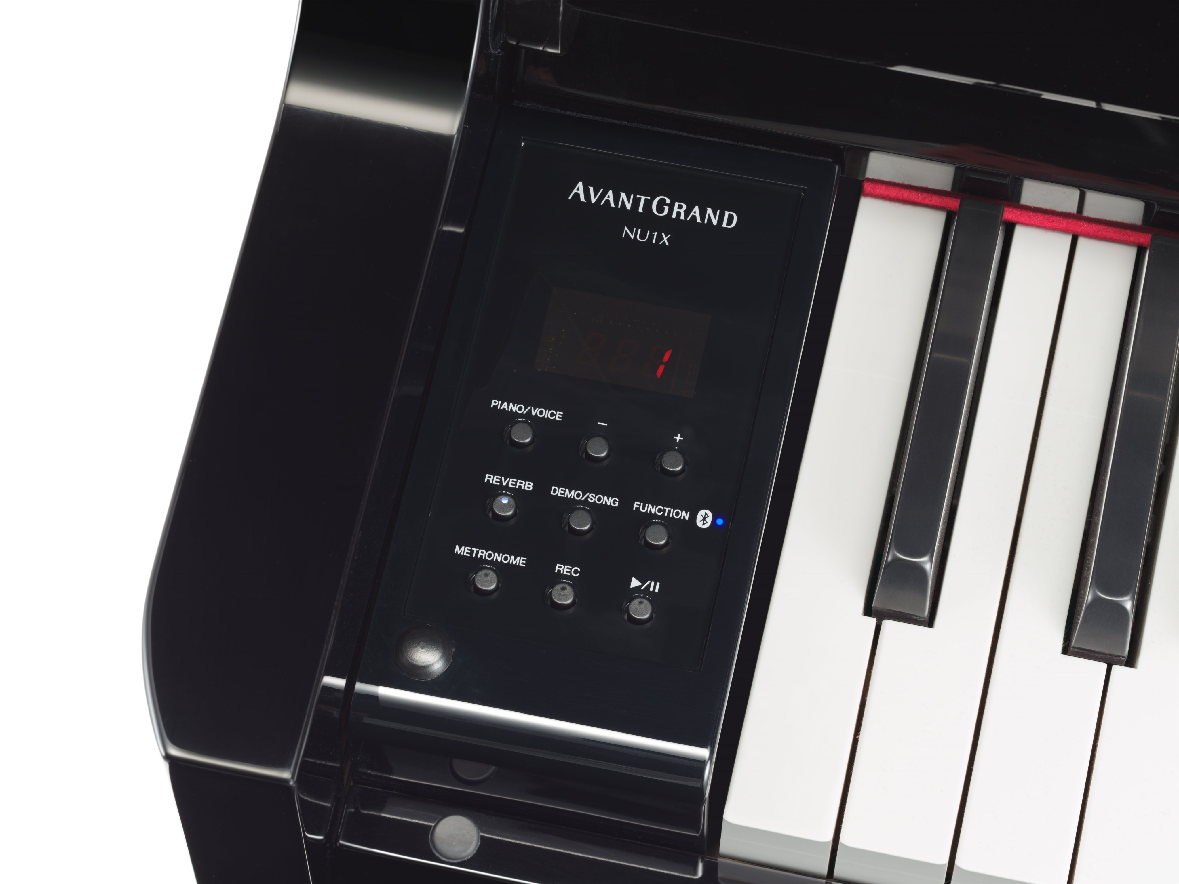 Yamaha NU1X B