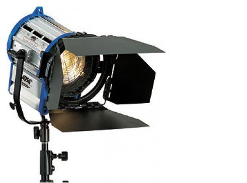 ARRI STUDIO 1000 BLAU/SILBER SET